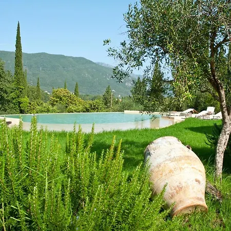 Rodia * Áno Korakiána